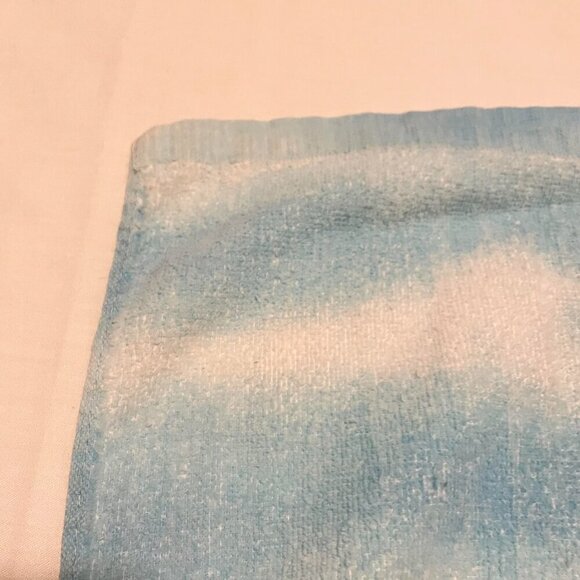 Vintage Tweety Bird Beach Towel 56.5 x 29.5 Inch Flaws - Picture 5 of 16